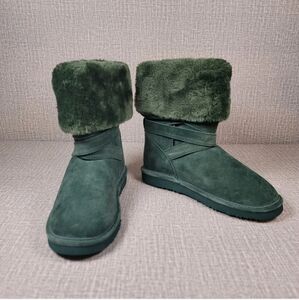NEW Lamo  Green Faux Fur Tall or Short Suede Boots Women's Size 8
